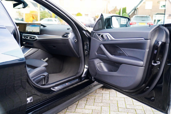 BMW i4 EDrive35 High Executive 70 kWh | Pano | M Sport | Stuurwiel Verwarmd
