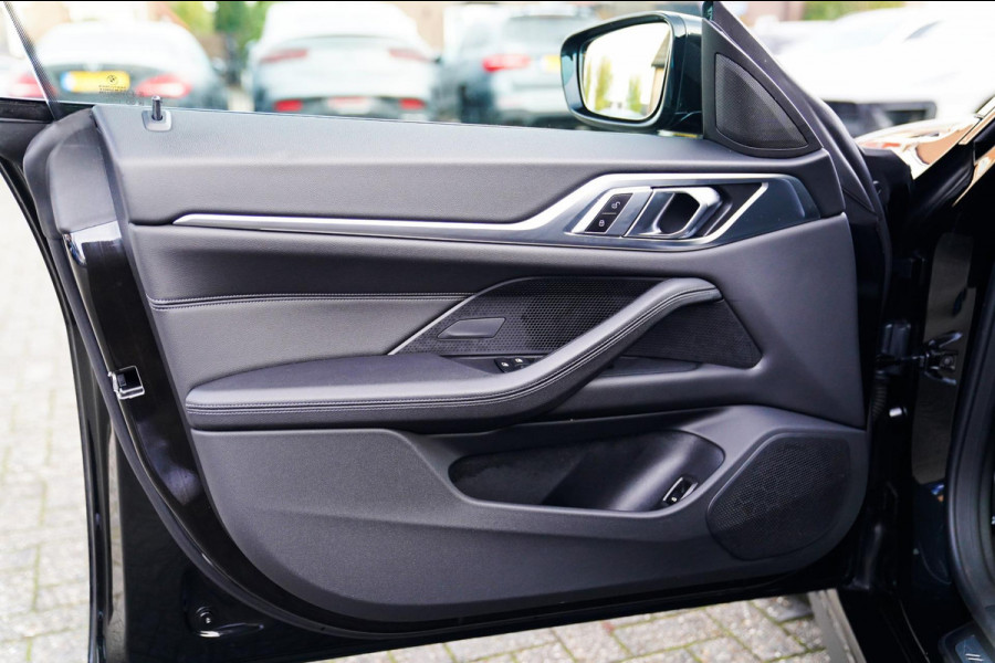 BMW i4 EDrive35 High Executive 70 kWh | Pano | M Sport | Stuurwiel Verwarmd
