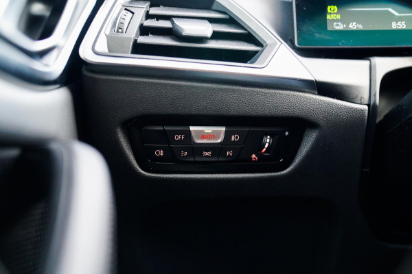 BMW i4 EDrive35 High Executive 70 kWh | Pano | M Sport | Stuurwiel Verwarmd