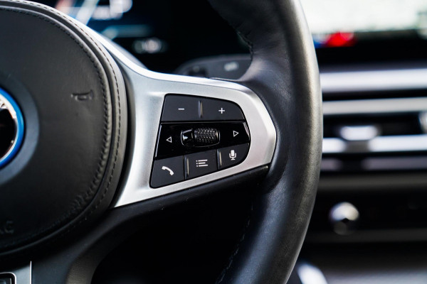 BMW i4 EDrive35 High Executive 70 kWh | Pano | M Sport | Stuurwiel Verwarmd