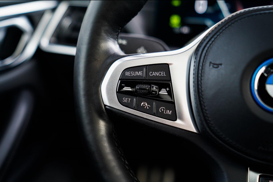 BMW i4 EDrive35 High Executive 70 kWh | Pano | M Sport | Stuurwiel Verwarmd