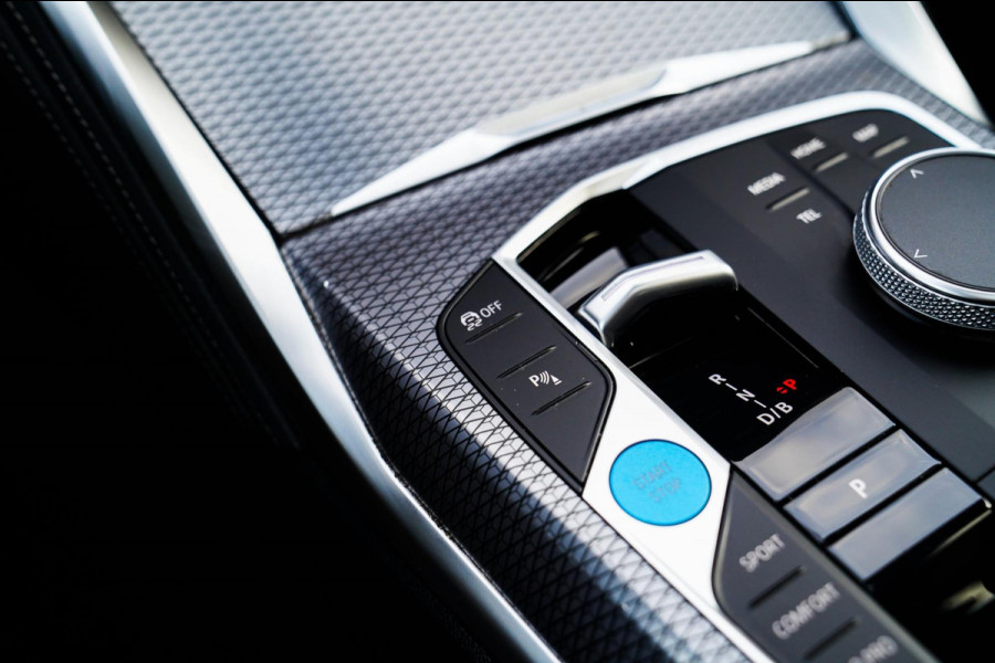 BMW i4 EDrive35 High Executive 70 kWh | Pano | M Sport | Stuurwiel Verwarmd