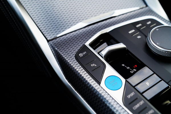 BMW i4 EDrive35 High Executive 70 kWh | Pano | M Sport | Stuurwiel Verwarmd