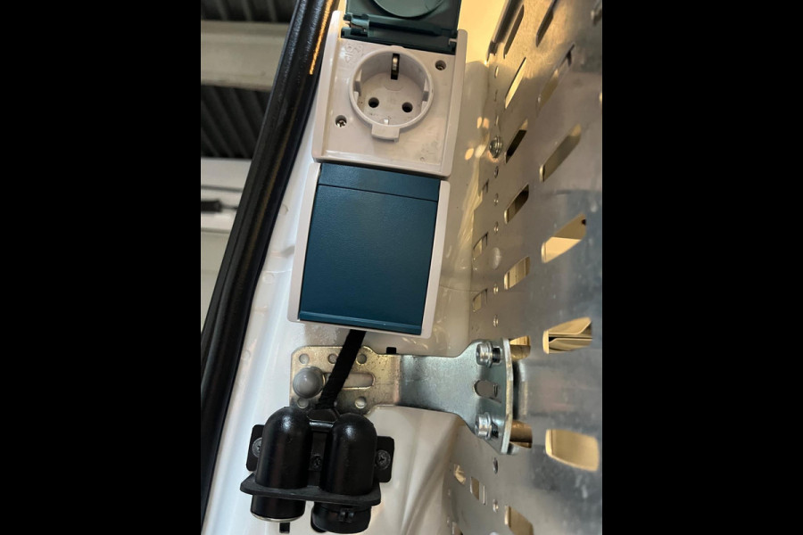 Ford Transit Custom SERVICEWAGEN LANG/ HOOG 320 2.0 TDCI EURO6 L2H2 TREND, SORTIMO INRICHTING ,V230 OMVORMER, RIJKLAARPRIJS