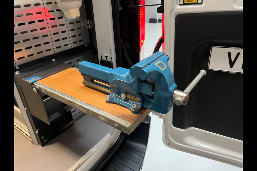 Ford Transit 350 Servicewagen 2.0 TDCI 130pk euro6 L2H2 Trend Sortimo Inrichting Victron v230 Standkachel Trekhaak RIJKLAARPRIJS!