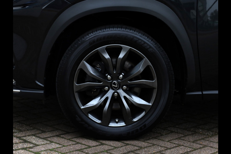 Lexus NX 300h AWD F Sport Premium | Mark Levinson | Panoramadak | Head Up