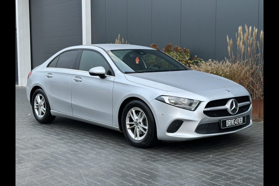 Mercedes-Benz A-Klasse 180 d Advantage WIDESCREEN NAVI CR CONTROL CLIMATE CONTROL