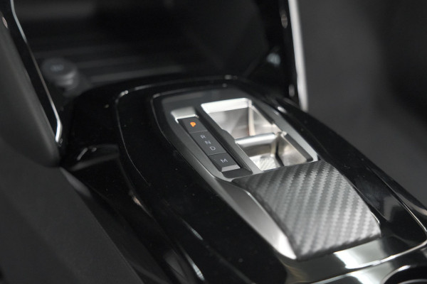 Peugeot 2008 Hybrid 145 e-DCS6 GT | 360 Camera | Adaptieve Cruise Control | Navigatie | Dodehoekdetectie
