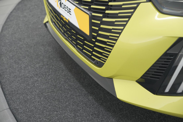 Peugeot 208 Hybrid 136 e-DCS6 GT | Camera | Apple Carplay | Parkeersensoren