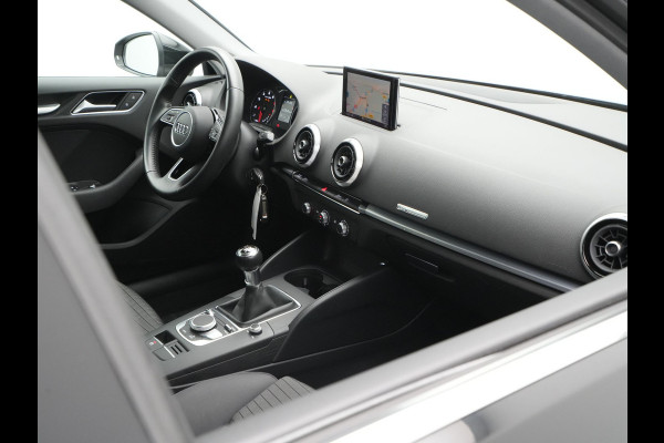 Audi A3 Sportback 30 TFSI 115pk Sport Lease Edition Navigatie Carplay Pdc Led Drive select 100