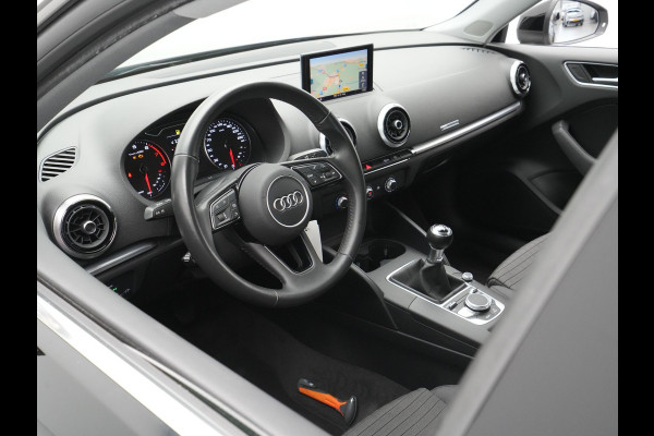Audi A3 Sportback 30 TFSI 115pk Sport Lease Edition Navigatie Carplay Pdc Led Drive select 100