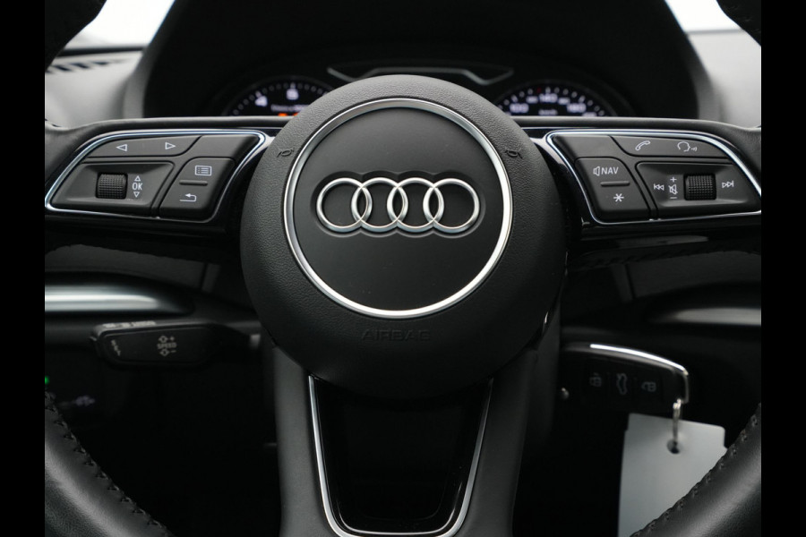 Audi A3 Sportback 30 TFSI 115pk Sport Lease Edition Navigatie Carplay Pdc Led Drive select 100