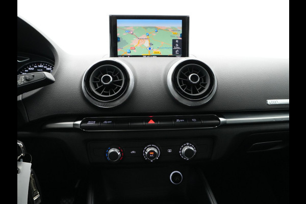 Audi A3 Sportback 30 TFSI 115pk Sport Lease Edition Navigatie Carplay Pdc Led Drive select 100