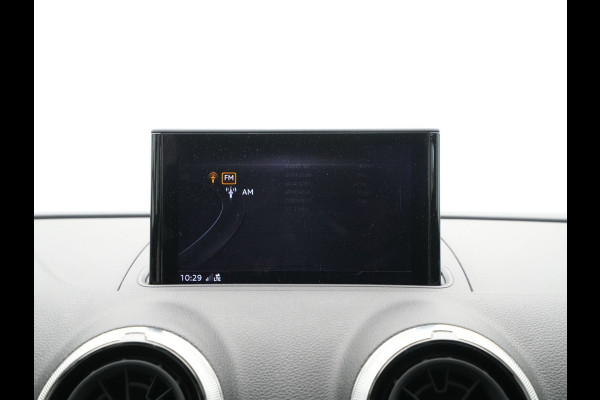 Audi A3 Sportback 30 TFSI 115pk Sport Lease Edition Navigatie Carplay Pdc Led Drive select 100