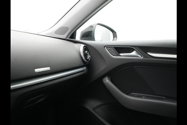 Audi A3 Sportback 30 TFSI 115pk Sport Lease Edition Navigatie Carplay Pdc Led Drive select 100
