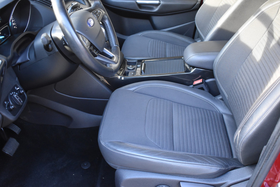 Ford Kuga 1.5 EcoBoost AWD Titanium / Automaat / Cruise Control / Keyless Drive / Bluetooth