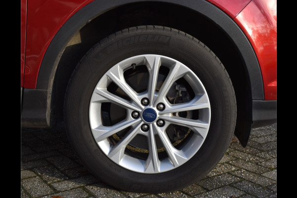 Ford Kuga 1.5 EcoBoost AWD Titanium / Automaat / Cruise Control / Keyless Drive / Bluetooth