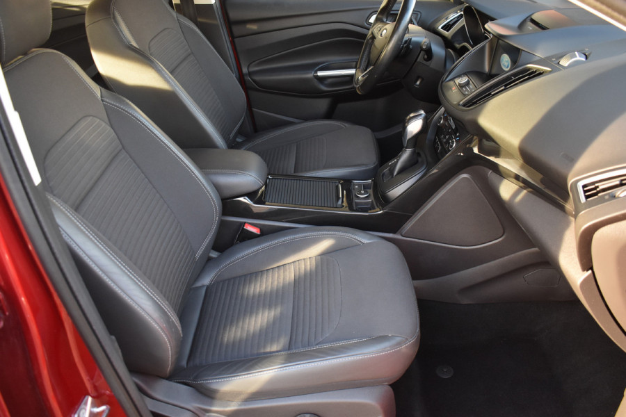 Ford Kuga 1.5 EcoBoost AWD Titanium / Automaat / Cruise Control / Keyless Drive / Bluetooth