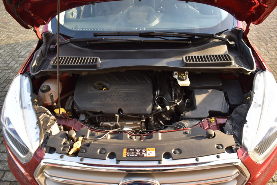 Ford Kuga 1.5 EcoBoost AWD Titanium / Automaat / Cruise Control / Keyless Drive / Bluetooth