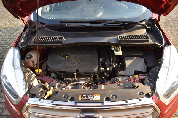 Ford Kuga 1.5 EcoBoost AWD Titanium / Automaat / Cruise Control / Keyless Drive / Bluetooth