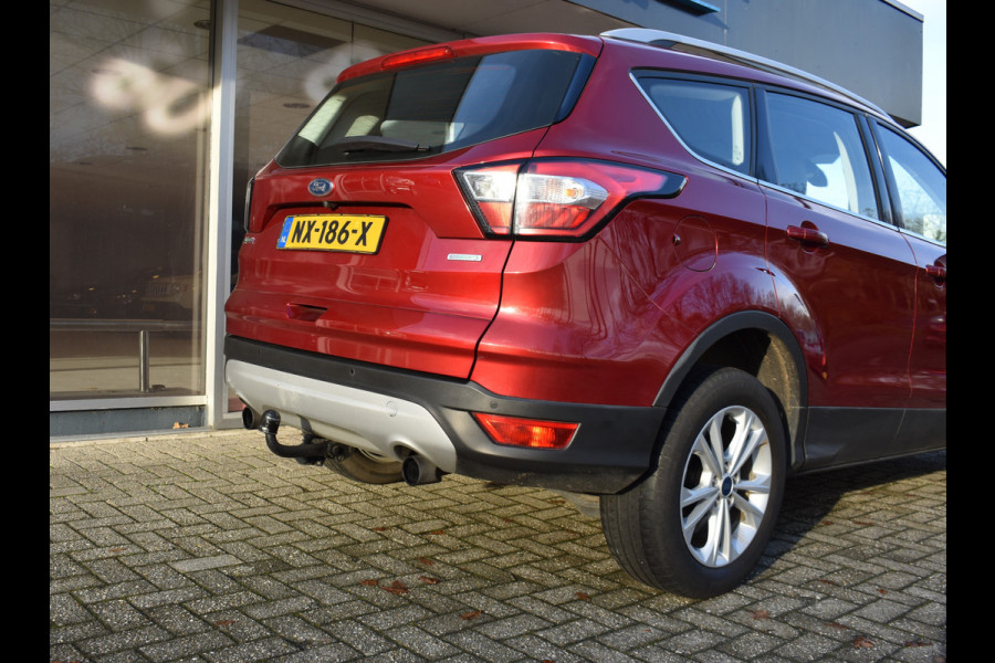 Ford Kuga 1.5 EcoBoost AWD Titanium / Automaat / Cruise Control / Keyless Drive / Bluetooth