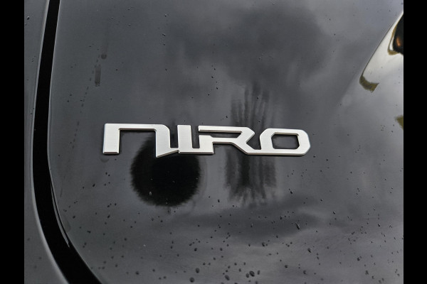 Kia Niro EV DynamicLine 64.8 kWh | Automaat | Camera | Navi | H-Leder | Apple Carplay/Android Auto | Key-Less | Clima | 17" Velgen | PDC | Cruise | LED |
