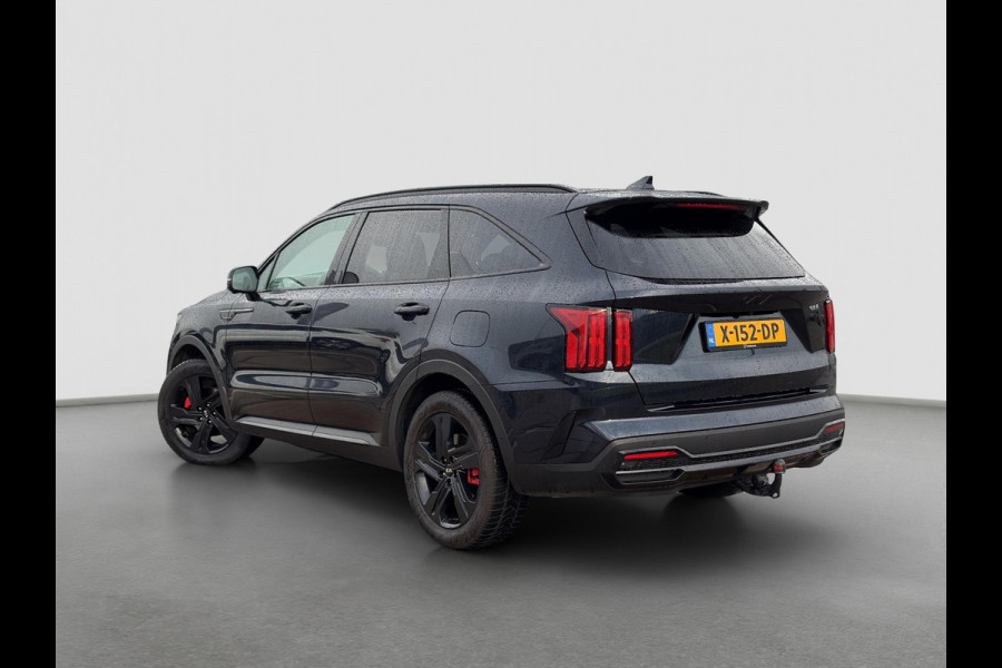 Kia Sorento 1.6 T-GDI Plug-in Hybrid 4WD ExecutiveLine Automaat | Elektrische Trekhaak | 7 Persoons | Panoramadak | BOSE | Leder | HUD | 360 Camera | Navi | 19” Velgen | Stoelkoeling | Key-Less | BSD | Clima | Stuur-/Stoelverwarming | PDC | Cruise | LED |