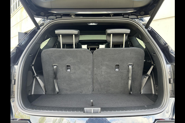 Kia Sorento 1.6 T-GDI Plug-in Hybrid 4WD ExecutiveLine Automaat | Elektrische Trekhaak | 7 Persoons | Panoramadak | BOSE | Leder | HUD | 360 Camera | Navi | 19” Velgen | Stoelkoeling | Key-Less | BSD | Clima | Stuur-/Stoelverwarming | PDC | Cruise | LED |