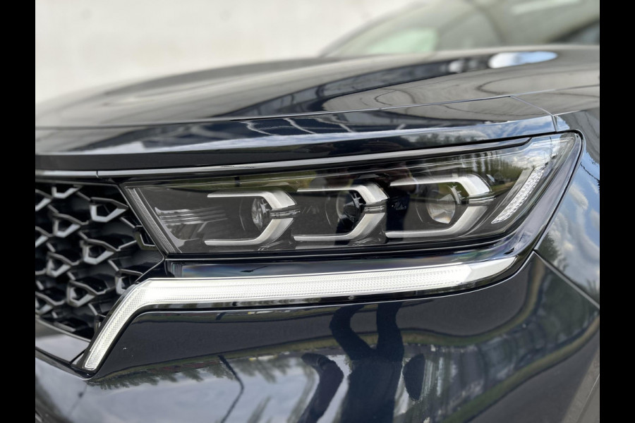 Kia Sorento 1.6 T-GDI Plug-in Hybrid 4WD ExecutiveLine Automaat | Elektrische Trekhaak | 7 Persoons | Panoramadak | BOSE | Leder | HUD | 360 Camera | Navi | 19” Velgen | Stoelkoeling | Key-Less | BSD | Clima | Stuur-/Stoelverwarming | PDC | Cruise | LED |