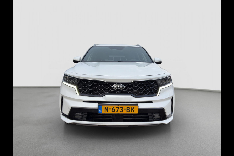 Kia Sorento 1.6 T-GDI Hybrid 2WD ExecutiveLine 7p. Automaat | 7 Persoons | BOSE | Leder | Navi | 19” Velgen | Stoelkoeling | Key-Less | BSD | Clima | Stuur-/Stoelverwarming | PDC | Cruise | LED |