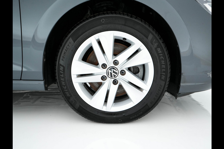 Volkswagen GOLF Variant 2.0 TDI Life Business (INCL-BTW)  *FULL-LED | DIGI-COCKPIT | NAVI-FULLMAP | HEATED-COMFORTSEATS | KEYLESS | DAB+ | CARPLAY | ECC | AMBIENT-LIGHT | PDC | 16''ALU*