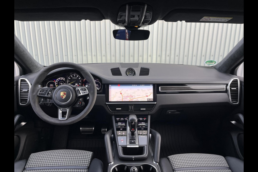 Porsche Cayenne Coupé *TURBO S-E*680PK*CARBON*NL AUTO*APPROVED*SP.UITLAA