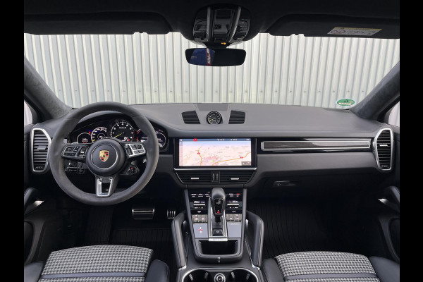 Porsche Cayenne Coupé *TURBO S-E*680PK*CARBON*NL AUTO*APPROVED*SP.UITLAA