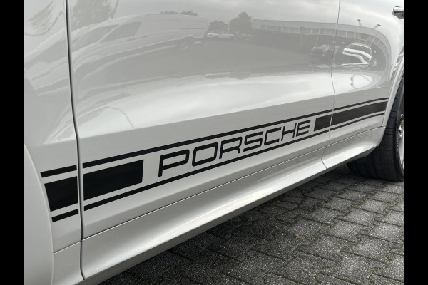 Porsche Cayenne Coupé *TURBO S-E*680PK*CARBON*NL AUTO*APPROVED*SP.UITLAA