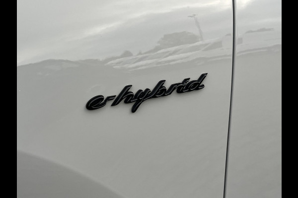 Porsche Cayenne Coupé *TURBO S-E*680PK*CARBON*NL AUTO*APPROVED*SP.UITLAA