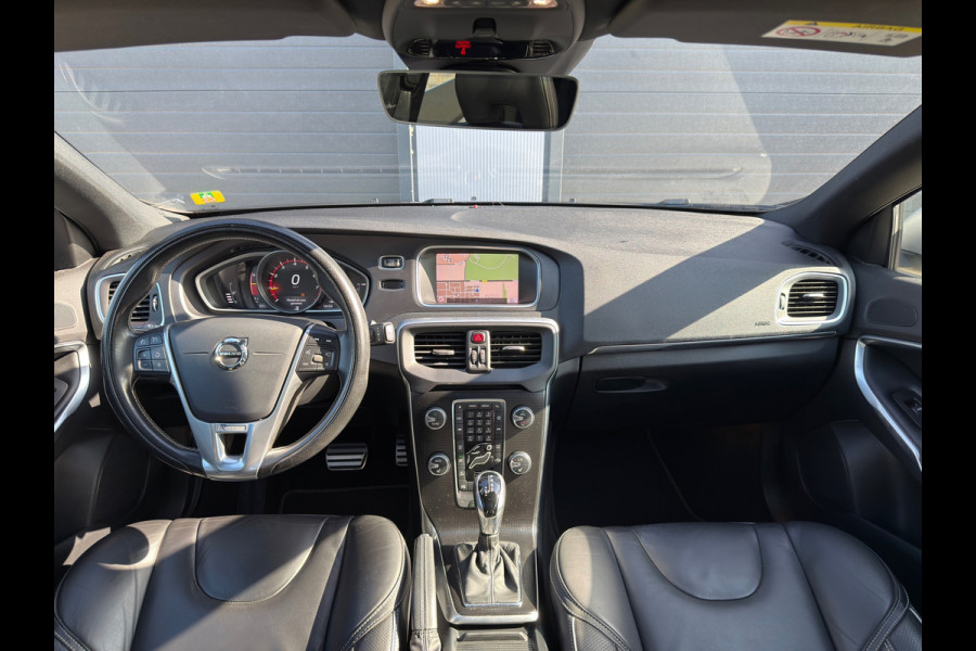 Volvo V40 2.0 T4 Business Sport R-Design / Leder / ACTIE !