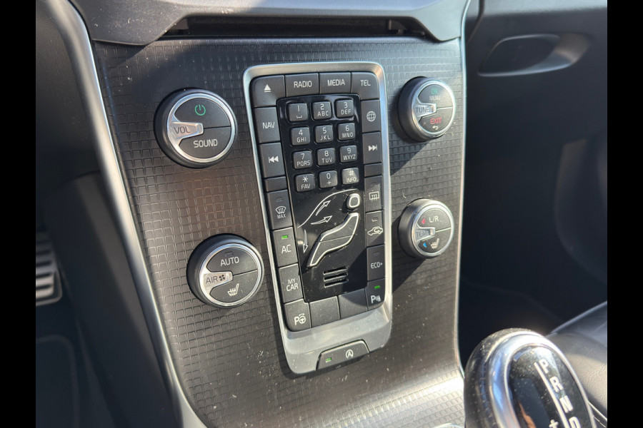 Volvo V40 2.0 T4 Business Sport R-Design / Leder / ACTIE !