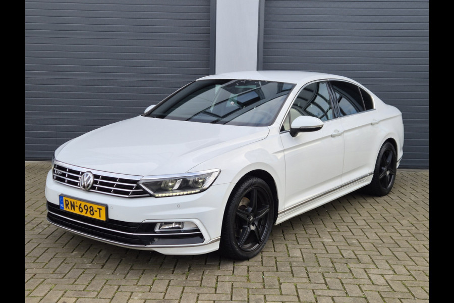 Volkswagen Passat 1.4 TSI Highline Business R / AUT / ACTIE / Carplay