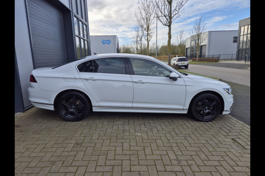Volkswagen Passat 1.4 TSI Highline Business R / AUT / ACTIE / Carplay