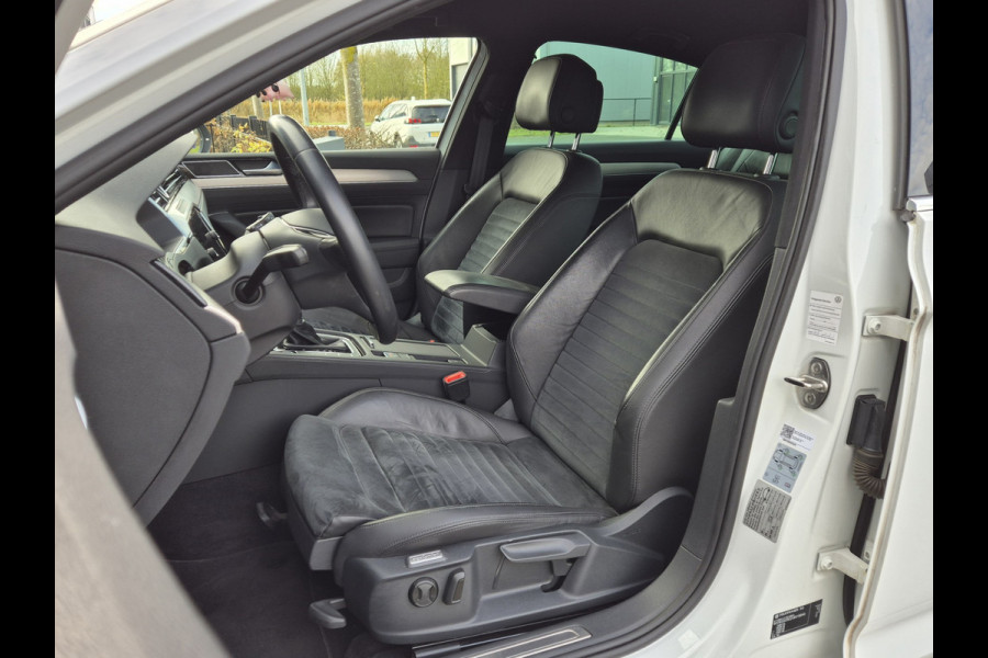 Volkswagen Passat 1.4 TSI Highline Business R / AUT / ACTIE / Carplay