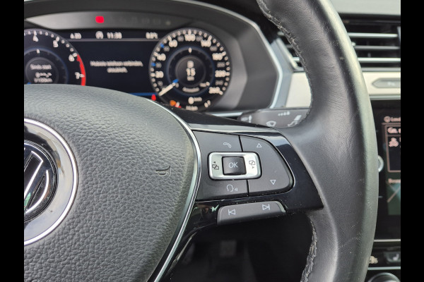Volkswagen Passat 1.4 TSI Highline Business R / AUT / ACTIE / Carplay