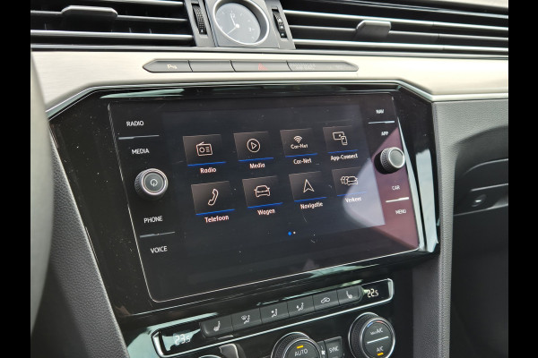 Volkswagen Passat 1.4 TSI Highline Business R / AUT / ACTIE / Carplay