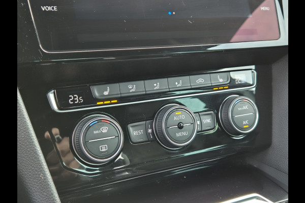 Volkswagen Passat 1.4 TSI Highline Business R / AUT / ACTIE / Carplay