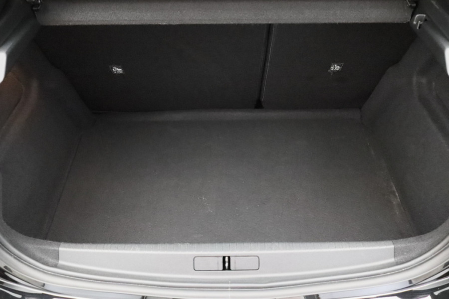 Opel Corsa 1.2 GS Line Automaat LED, Climate, Cruise, Apple Carplay, Navigatie, Keyless, 17''