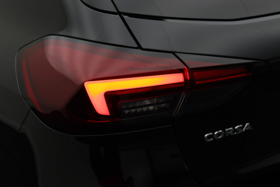 Opel Corsa 1.2 GS Line Automaat LED, Climate, Cruise, Apple Carplay, Navigatie, Keyless, 17''