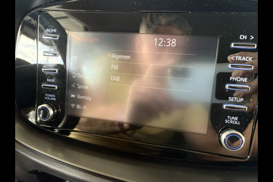 Toyota Aygo X 1.0 VVT-i 73pk Play 5-drs. CAMERA/CARPLAY/ADAPT.CRUISE/PRIVACYGLASS