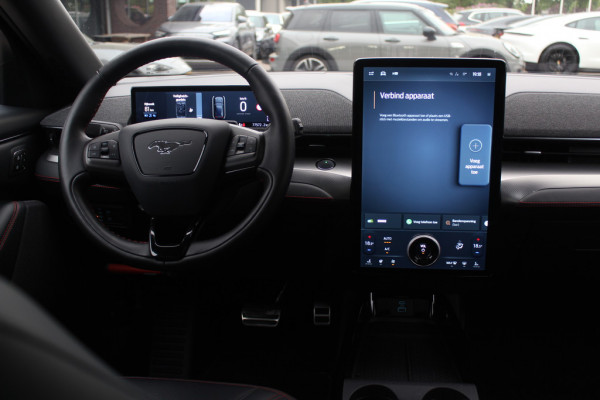 Ford Mustang Mach-E Extended AWD 98 kWh / SoH 94.1% / Trekhaak / Panoramadak / Camera / Leder / 19'' / B&O / Keyless / DAB / Dodehoek / ACC / Navigatie / Sfeerverlichting / Stoelverwarming