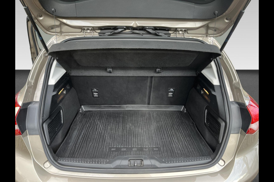 Ford Focus 1.0 EcoBoost ST Line Business