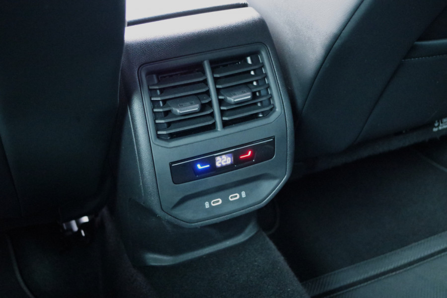 CUPRA Formentor 1.4 e-Hybrid 245 PK VZ Performance PHEV, Adap. Cruise Control, Kuipstoelen, Camera