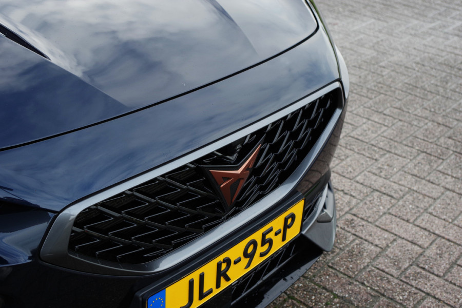 CUPRA Formentor 1.4 e-Hybrid 245 PK VZ Performance PHEV, Adap. Cruise Control, Kuipstoelen, Camera